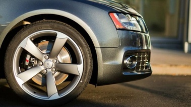 Audi S5 V8 USA Special Edition - Daytona Grey - jante