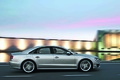 Audi S8 V8 gris profil travelling