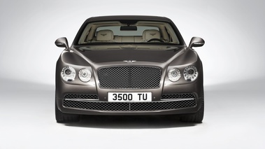 Bentley Continental Flying Spur II marron face avant