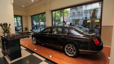 Bentley Continental Flying Spur Linley noir 3/4 arrière gauche