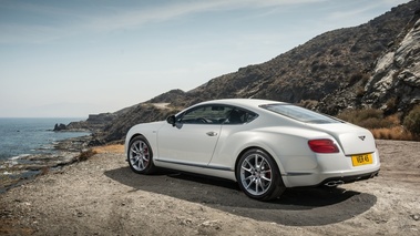 Bentley Continental GT V8 S blanc 3/4 arrière gauche