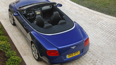 Bentley Continental GTC 2011 bleu vue de 3/4 arrière gauche