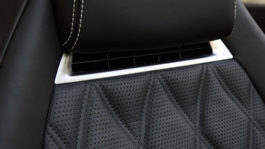 Bentley Continental GTC 2011 bleu ventilation nuque