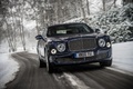Bentley Mulsanne bleu face avant travelling penché