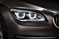 BMW 750Li MY2012 marron phare avant 2