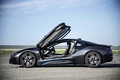 BMW i8 noir profil portes ouvertes
