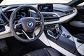 BMW i8 noir tableau de bord