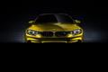 BMW M4 Concept - jaune or - face avant