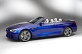 BMW M6 Cabrio - bleu - profil gauche, décapoté, penché