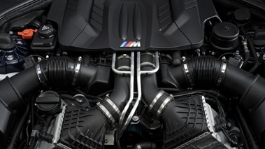 BMW M6 Cabrio - moteur