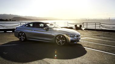 BMW Série 4 Coupé Concept - gris - 3/4 avant droit