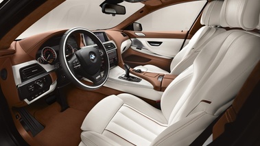 BMW Série 6 Gran Coupé - beige - habitacle 1