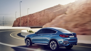 BMW X4 Concept - bleu - 3/4 arrière gauche