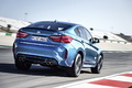 BMW X6 M - Bleu - 3/4 arrière droit dynamique