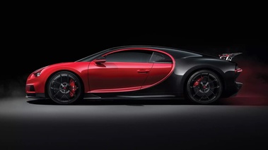 Bugatti Chiron Sport rouge/noir profil