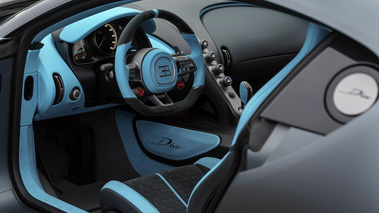 Bugatti Divo carbone/bleu intérieur