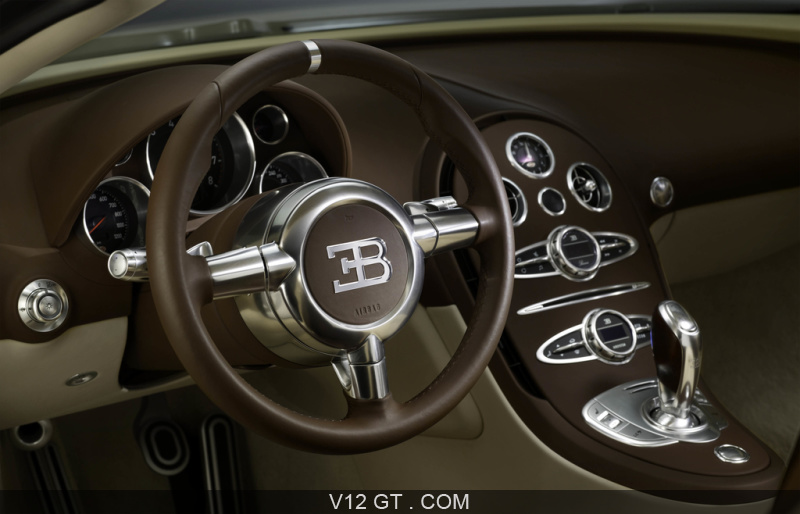 Julius Kruta, le responsable Tradition chez Bugatti nous a accordé une