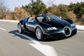 Bugatti Veyron Grand Sport VItesse noir 3/4 avant droit travelling penché