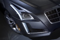 Cadillac CTS 2014 - grise - détail, phares avant