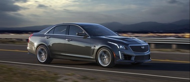 Cadillac CTS-V 2015 - Grise - 3/4 avant droit dynamique