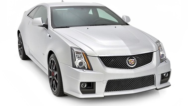 Cadillac CTS-V Coupé Silver Frost - 3/4 avant droit