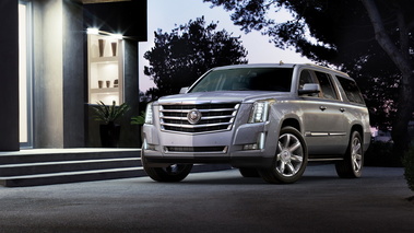 Cadillac Escalade 2015 ESV - Gris - 3/4 avant gauche