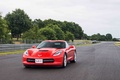 Chevrolet Corvette C7 Stingray rouge 3/4 avant gauche travelling