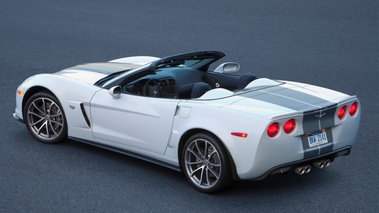 Corvette 427 Cabrio Collector Edition - Arctic White - 3/4 arrière supérieur gauche