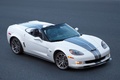 Corvette 427 Cabrio Collector Edition - Arctic White - 3/4 avant supérieur droit