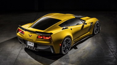 Corvette Z06 2014 - jaune - 3/4 arrière droit