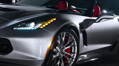 Corvette Z06 Cabrio 2014 - grise - détail, feux avant