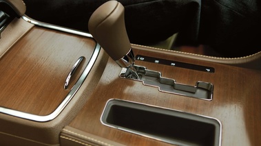 Chrysler 300C Luxury Series levier de vitesses