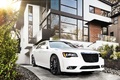 Chrysler 300C SRT-8 blanc 3/4 avant droit