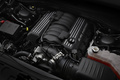 Chrysler 300C SRT-8 blanc moteur