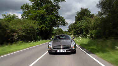 David Brown Speedback GT anthracite face avant travelling 2