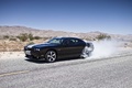 Dodge Challenger SRT-8 noir 3/4 avant gauche burn