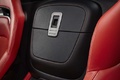 SRT Viper GTS rouge rangement debout
