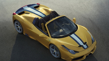 Ferrari 458 Speciale A - jaune - 3/4 avant supérieur droit