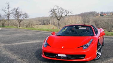 Ferrari 458 Spider rouge 3/4 avant gauche 2