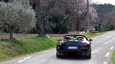 Ferrari 599 SA Aperta noir face arrière 3