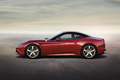 Ferrari California T - rouge - profil gauche