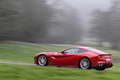 Ferrari F12 Berlinetta rouge 3/4 arrière gauche filé penché