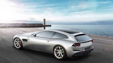 Ferrari GTC/4 Lusso T gris 3/4 arrière gauche