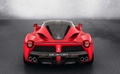 Ferrari LaFerrari rouge face arrière