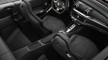 Ferrari Portofino rouge intérieur