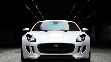 Jaguar C-X16 blanc face avant