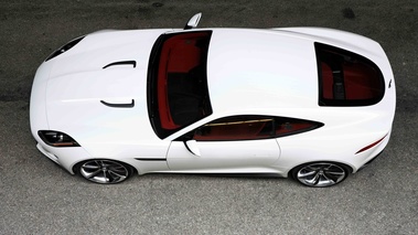 Jaguar C-X16 blanc profil vue de haut