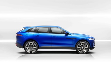 Jaguar C-X17 profil