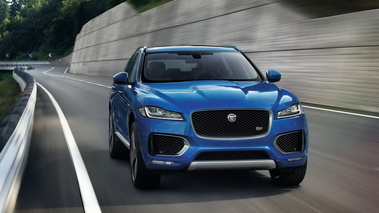 Jaguar F-Pace - Bleu - 3/4 avant droit dynamique