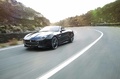 Jaguar F-Type S V8 noir 3/4 avant gauche travelling